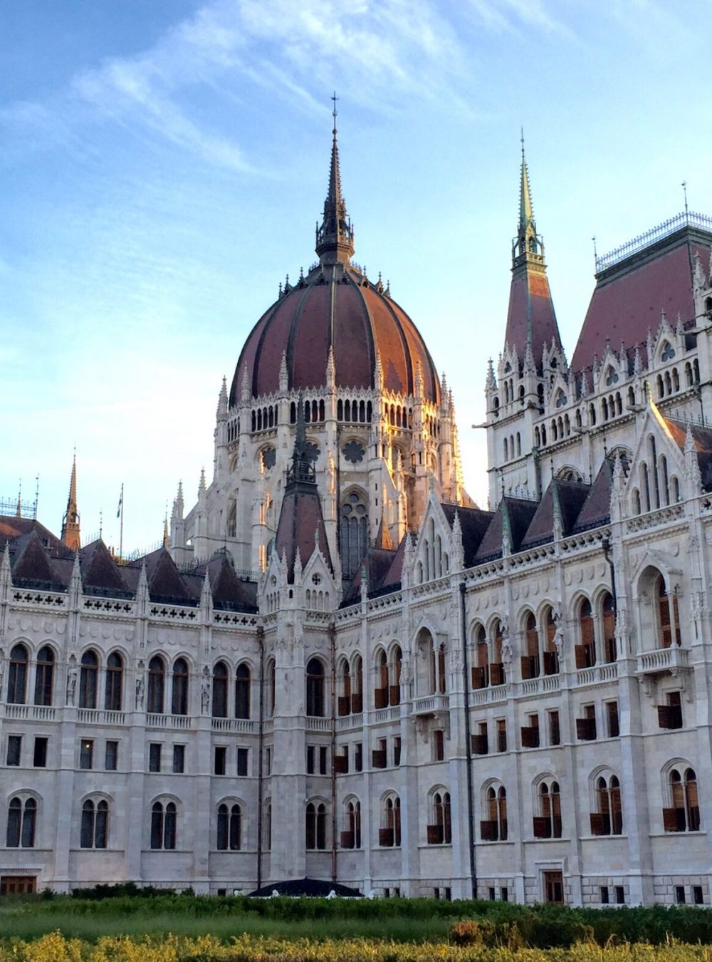 houseofparlament_budapest_iditours